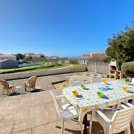 Maison Familiale A 400m De La Avec Terrasse De 100m², Animaux Admis, Garage Et Jardin - Fr-1-231-292 *