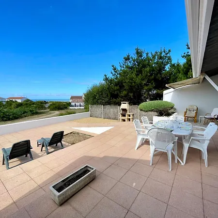 Maison Familiale A 400m De La Avec Terrasse De 100m², Animaux Admis, Garage Et Jardin - Fr-1-231-292 *